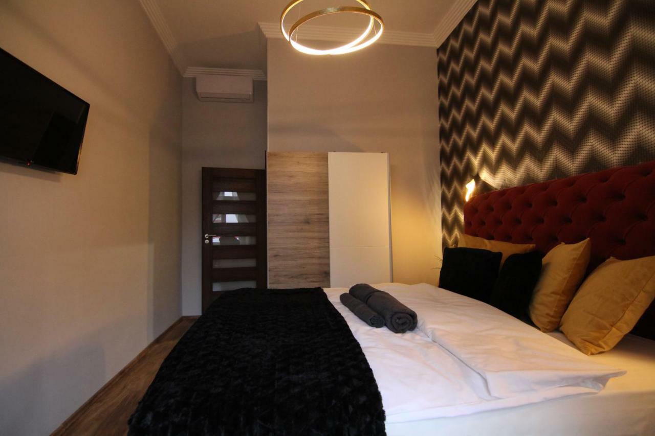 Center Of The Center, The Grand Deluxe Apartment Budapesta Exterior foto