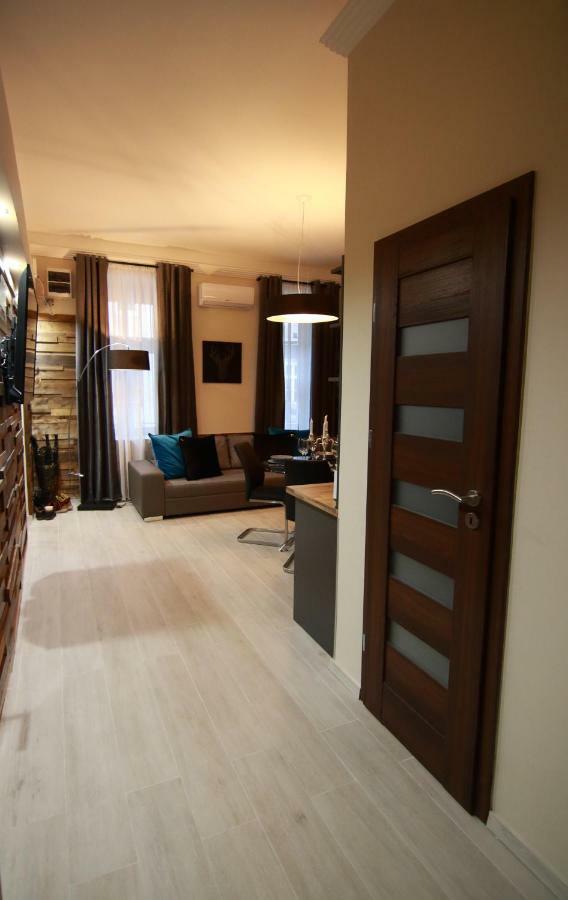Center Of The Center, The Grand Deluxe Apartment Budapesta Exterior foto