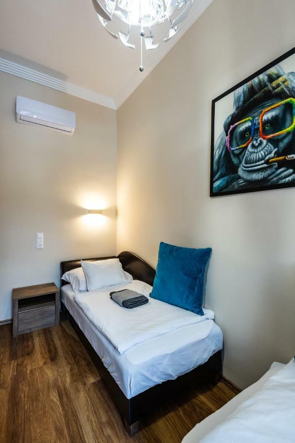 Center Of The Center, The Grand Deluxe Apartment Budapesta Exterior foto