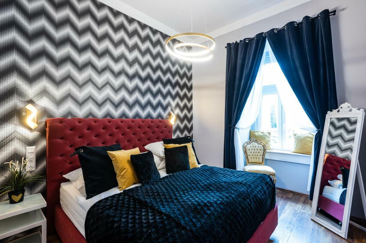 Center Of The Center, The Grand Deluxe Apartment Budapesta Exterior foto