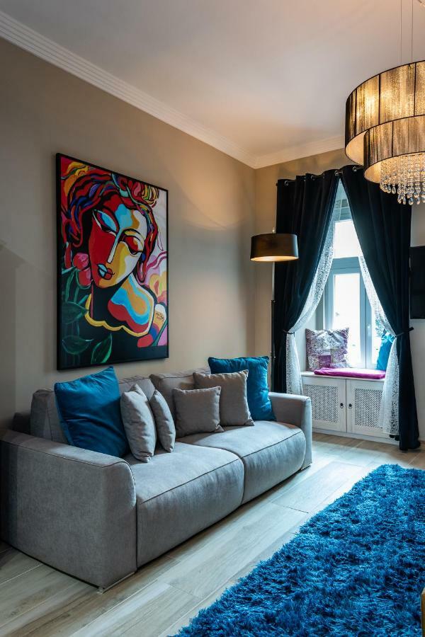 Center Of The Center, The Grand Deluxe Apartment Budapesta Exterior foto